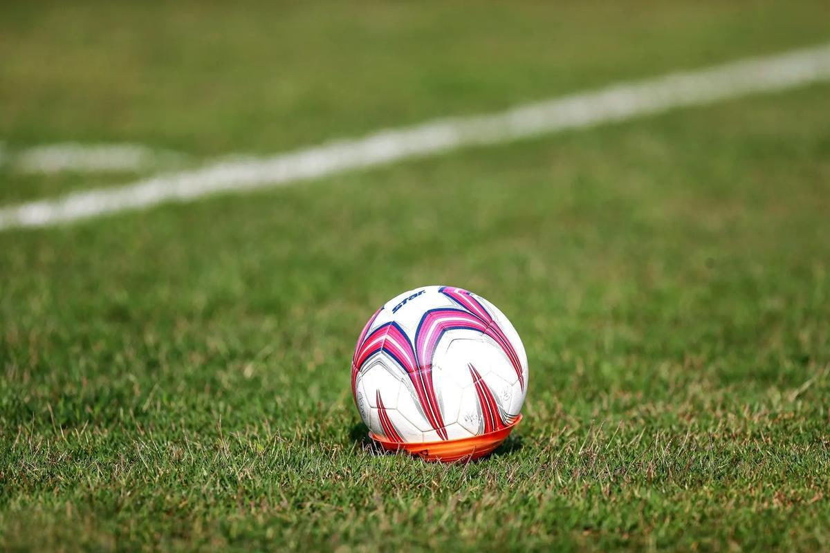 足球胜负彩工具多设备展示